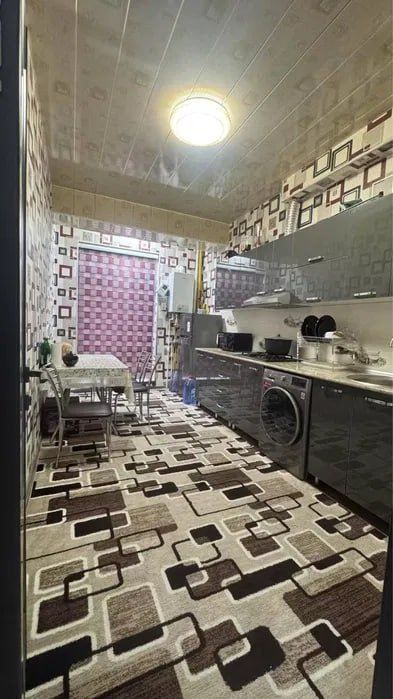 Продаётся квартира  кирпич новостройка Чиланзар 24 кв 3/3/5
