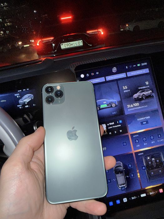 Iphone 11 pro max 64gb 100% в идеальном состоянии как новая