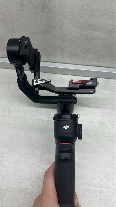 Dji  RONIN RS3 mini  гимбъл стабилизация