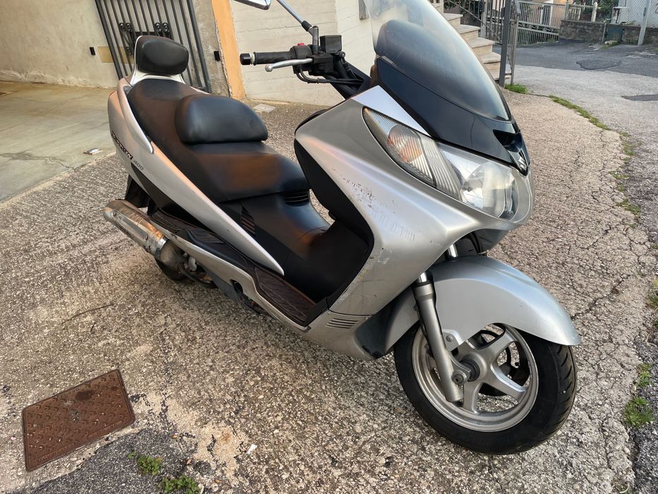 Motor burgman 400