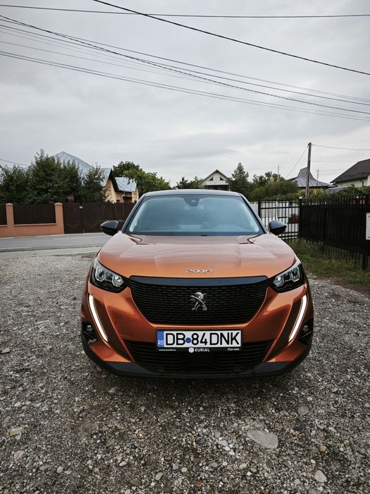 Peugeot 2008 1.2 benzina - 2022