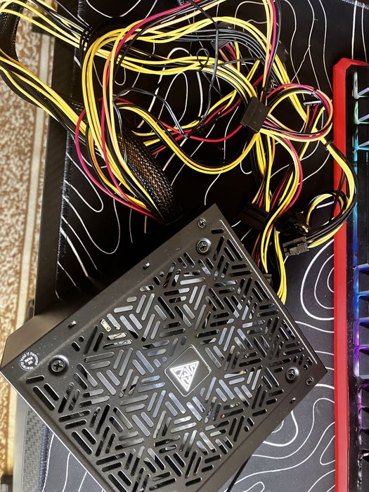 Захранване 600w Gamiadas Kratos E1 600