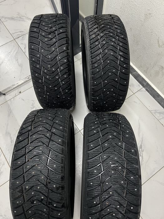 Резина зимняя Yokohama R18