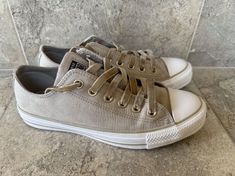 Дамски кецове Converse