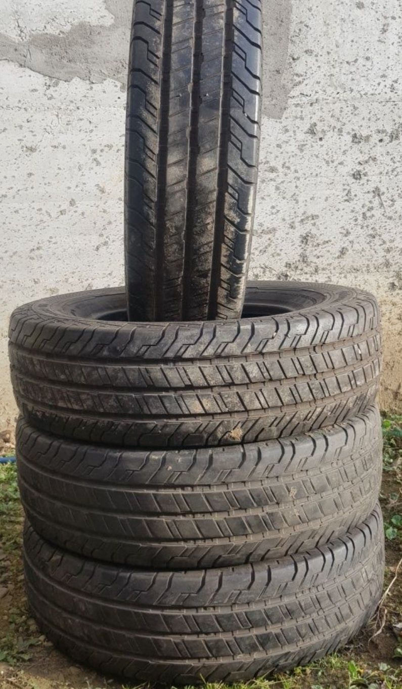 225 75R16C Anvelope Continental vara Cauciucuri Continental ca noi