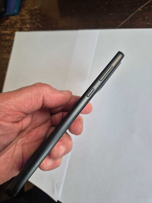 Samsung A33 5G перфектен