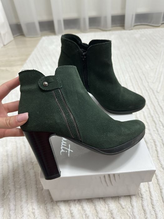 Botine dama piele intoarsa