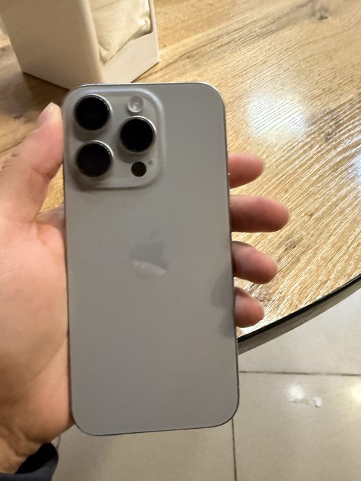 iphone 15 Pro в хорошем состояни срочно продам!!!