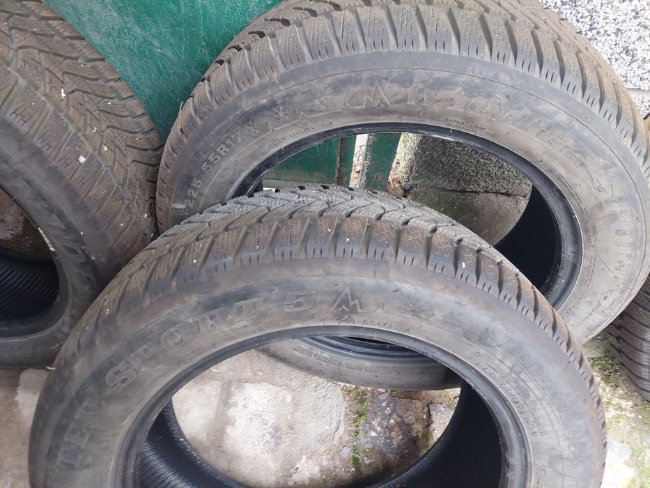 Зимни гуми Dunlop winter sport 225/55/17