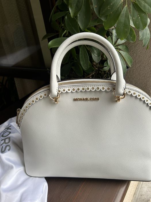 Geantă de umăr nou cu eticheta MK