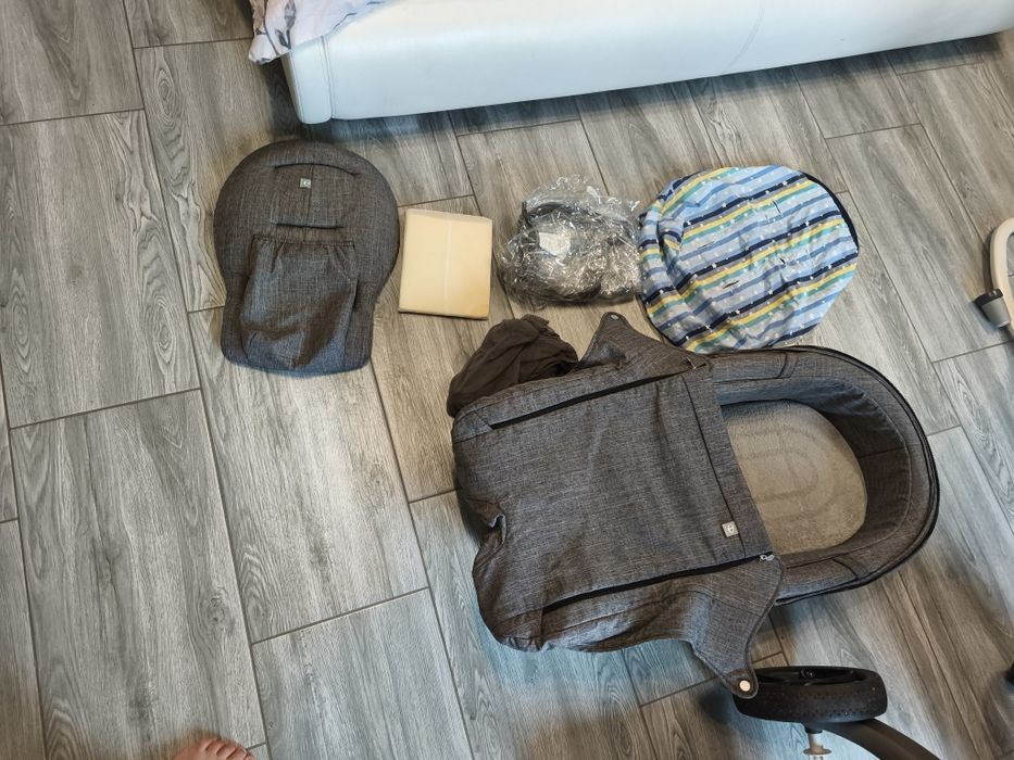 Cărucior  2in1 stokke Xplory V5 black melange