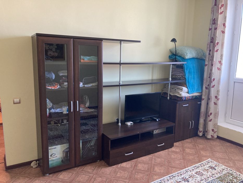 Срочно Мебель продаю в хорошем состояние для квартирантов отлично