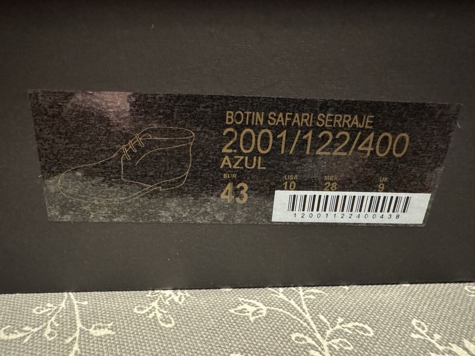 Vand Ghete din piele marca Massimo Dutti. Marimea 43.