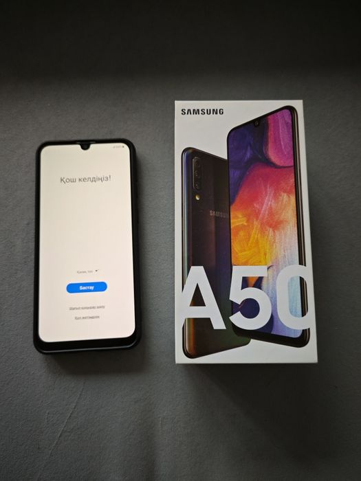 Samsung A50, 6/128гб