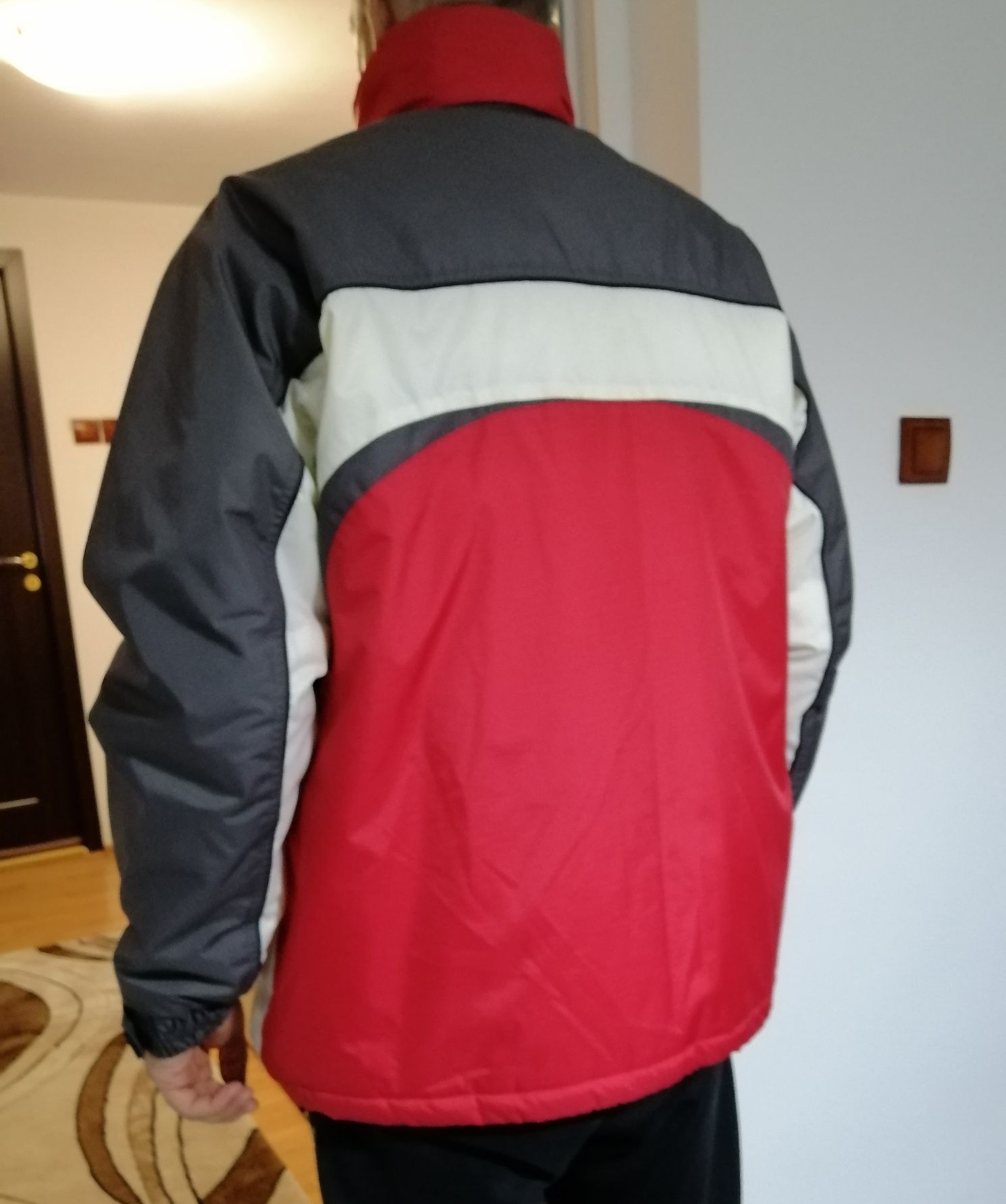 Jacheta sport iarna, Agostino model nou, nefolosit mărimea 56