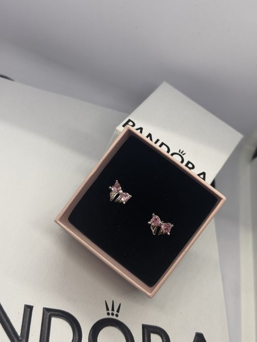 Пандора обеци Pandora