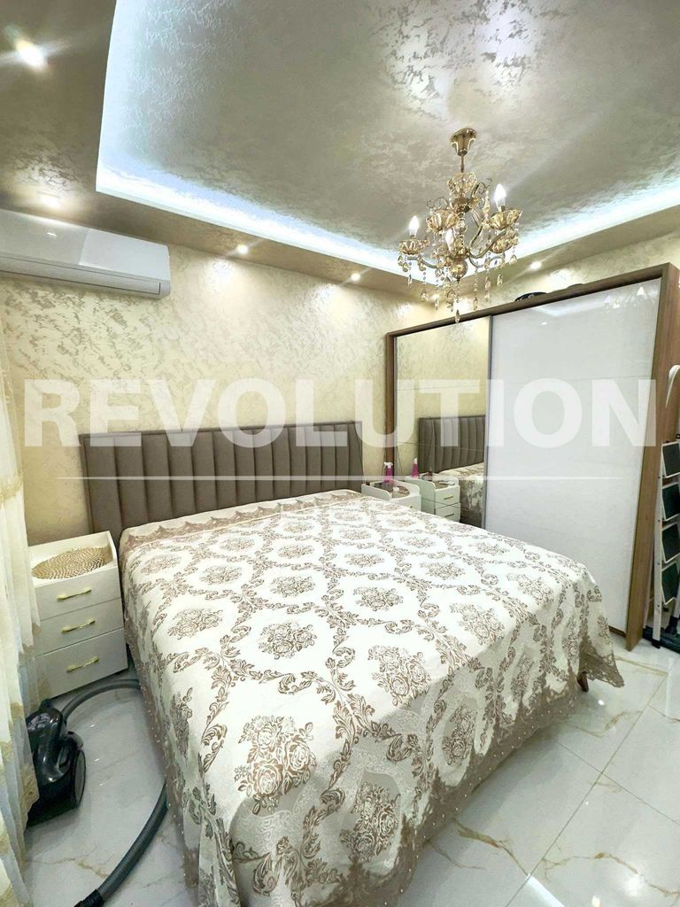 Продава се Двустаен апартамент в Пловдив, Център - 67 кв.м за 2300 €/кв.м - Снимка #5