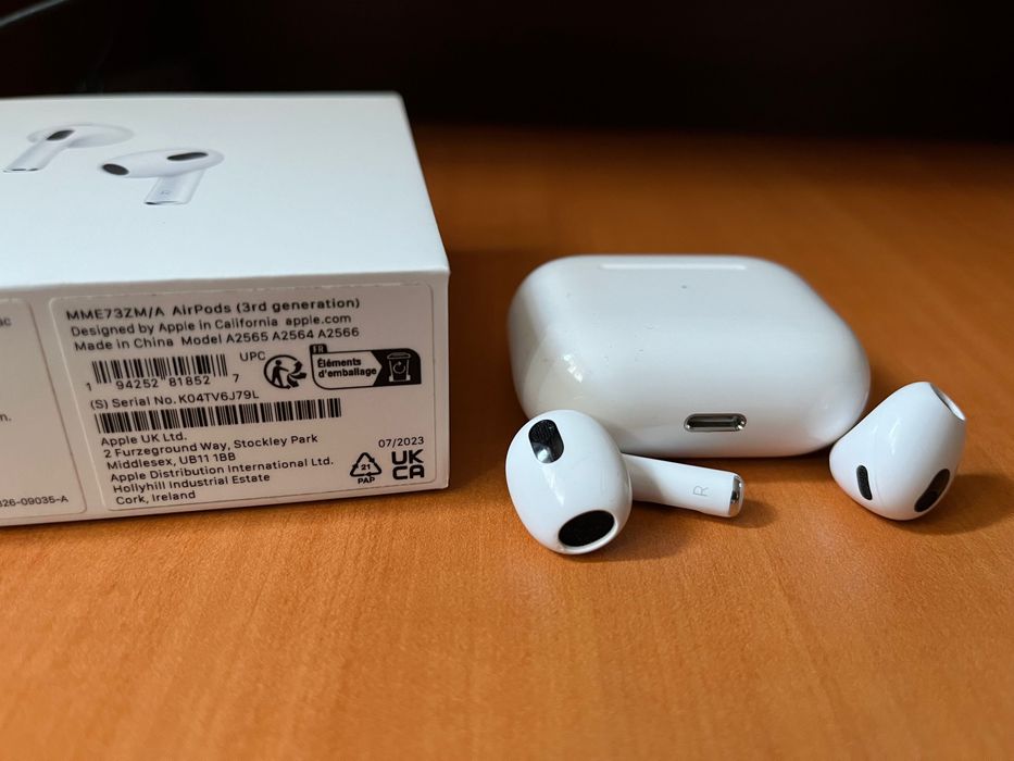 AirPods 3rd generation с кабел