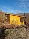 Costrucții case și cabane din lemn