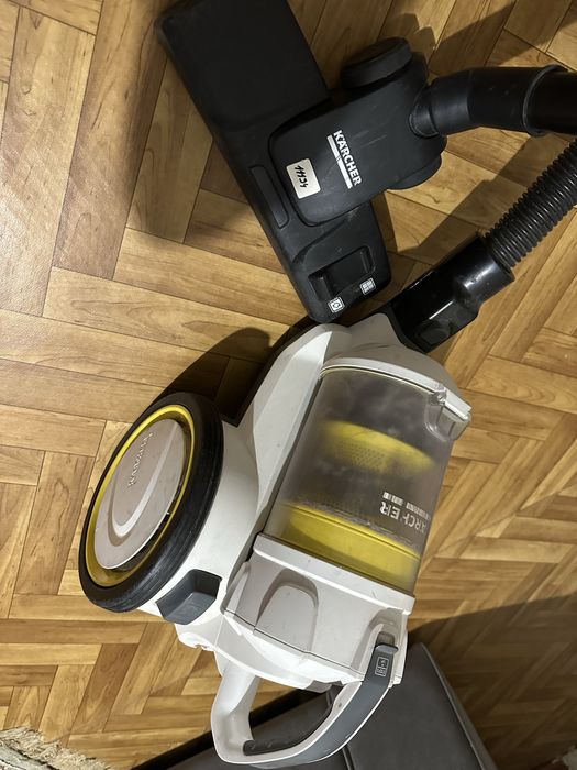 Продам Karcher пылесос