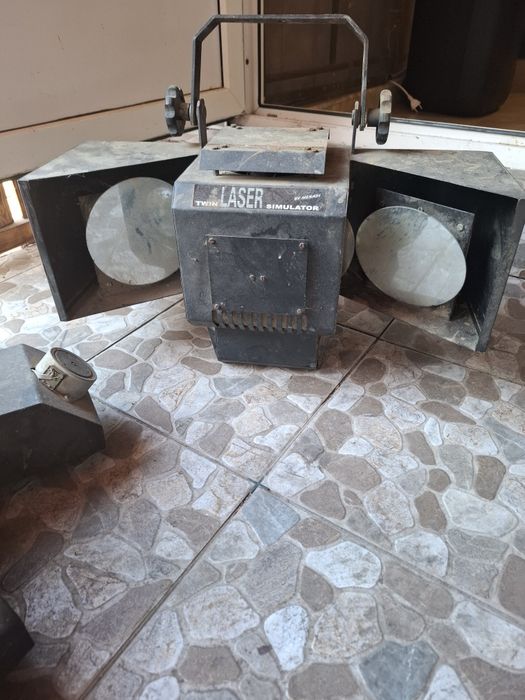 Lumini discoteca anii 80