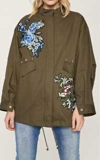 Parka Reserved Flowers Embroidery