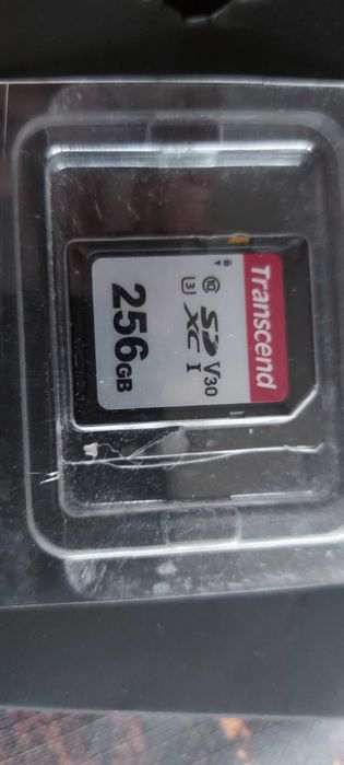 Procesor Intel I3 si Q6600 Xenon,Ddr2 si sdcard