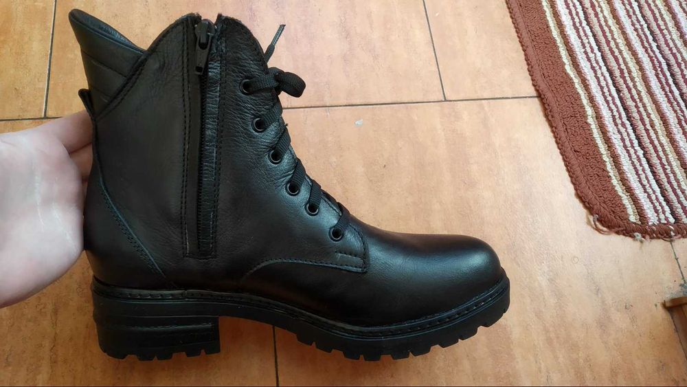 Чисто нови боти естествена кожа 38 номер