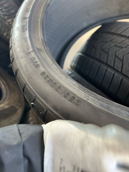 Set anvelope m+s 255/35R20 Tracmax!