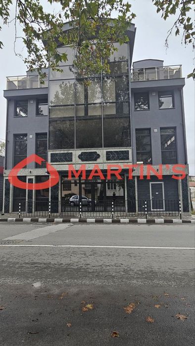 Офиси в единствена по рода си нова бизнес сграда с акт 16,  в гр.Асен