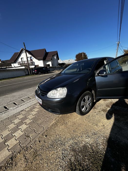 Golf 5 1.6 benzina