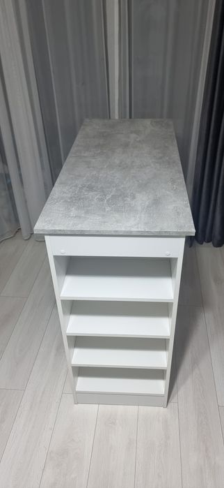 Set bar modern – masă cu rafturi + 3 scaune confortabile