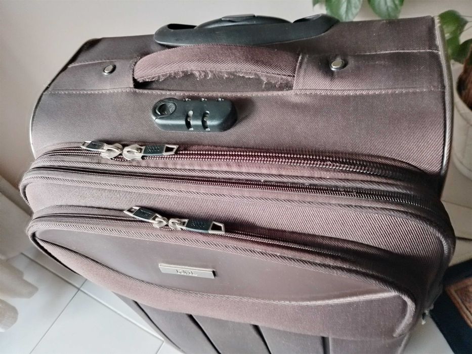 Куфар 2бр усилени колелца "KML" 65/43/30см  "25лв"!+Доставка!