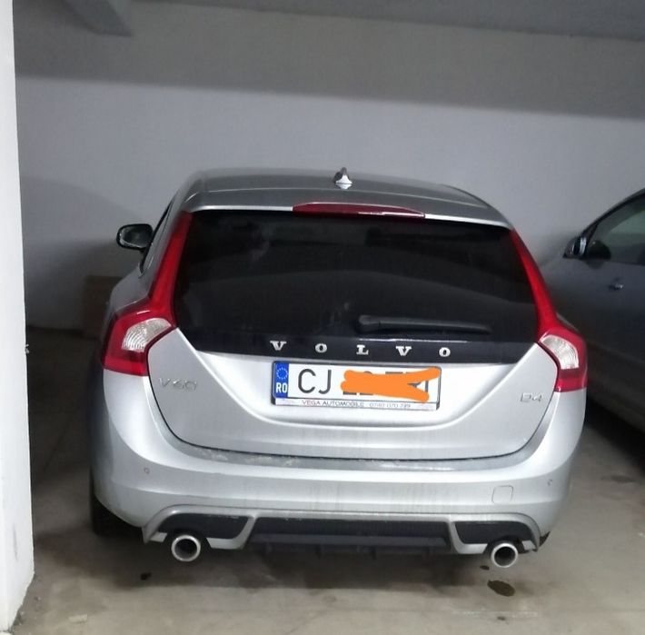 Volvo V60 R design