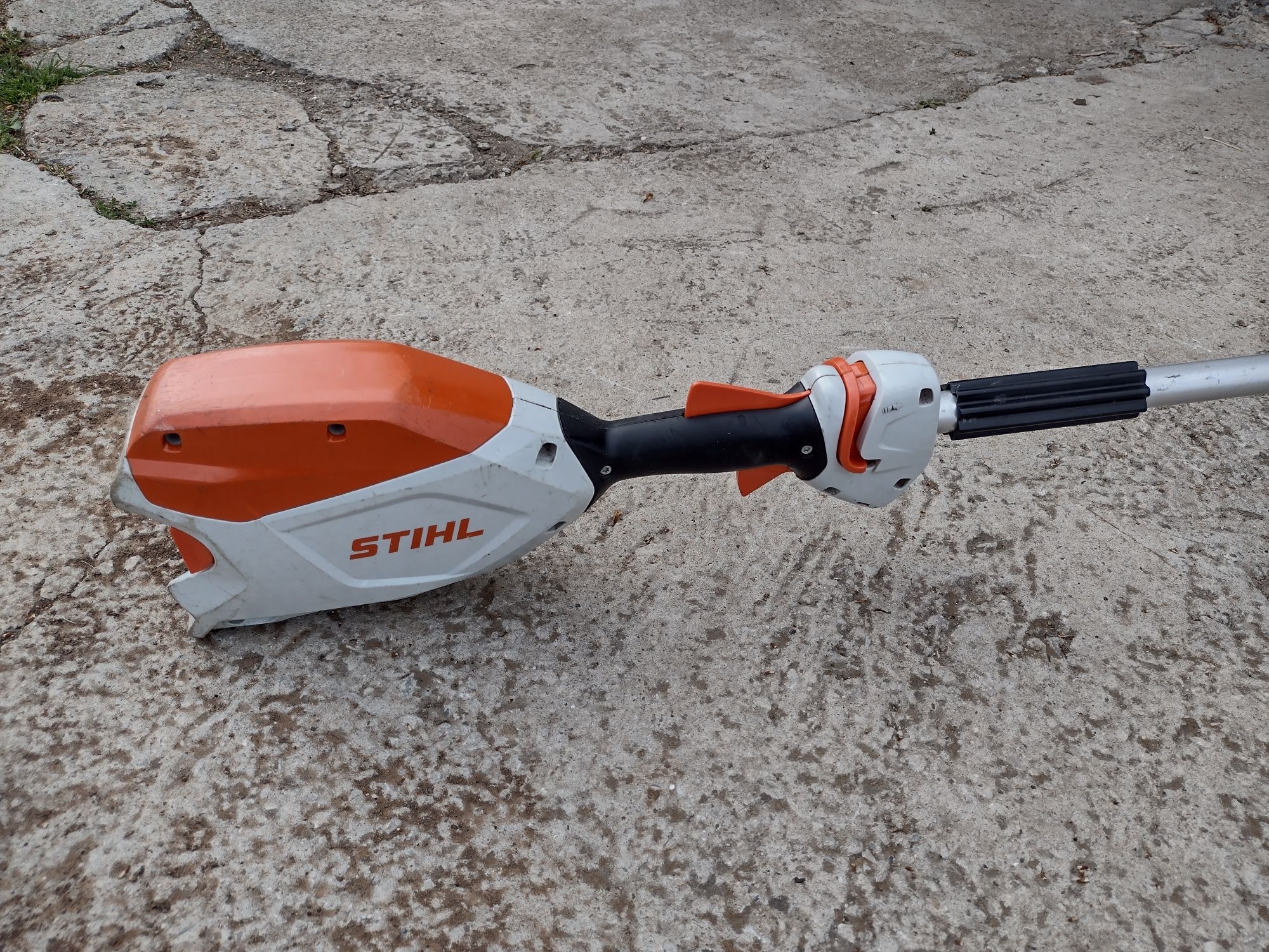 STIHL FSA 86 R 2022 г. Акумулаторен тример за трева