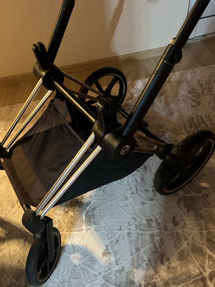 Шаси за cybex priam 3