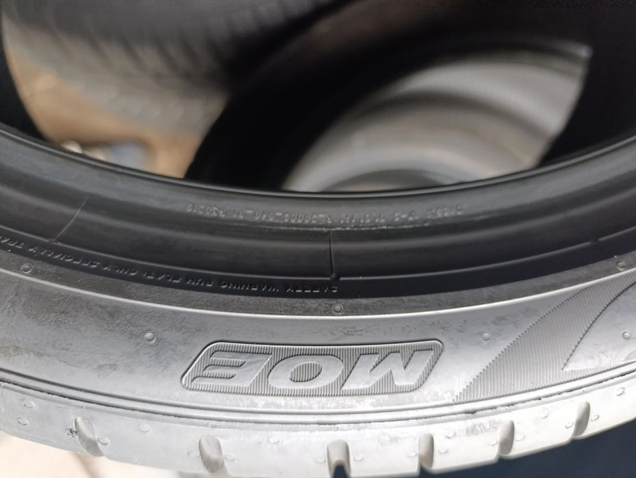 Anvelope de vara 255 35 19 Pirelli Runflat dot 2022