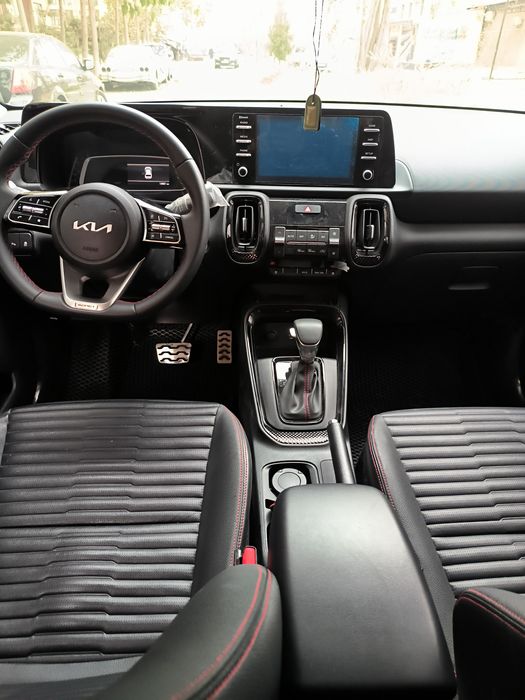 Kia sonet 2025-yil full pozitsiya