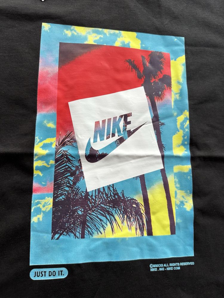 Мъжка,памучна,черна тениска Nike с щампа