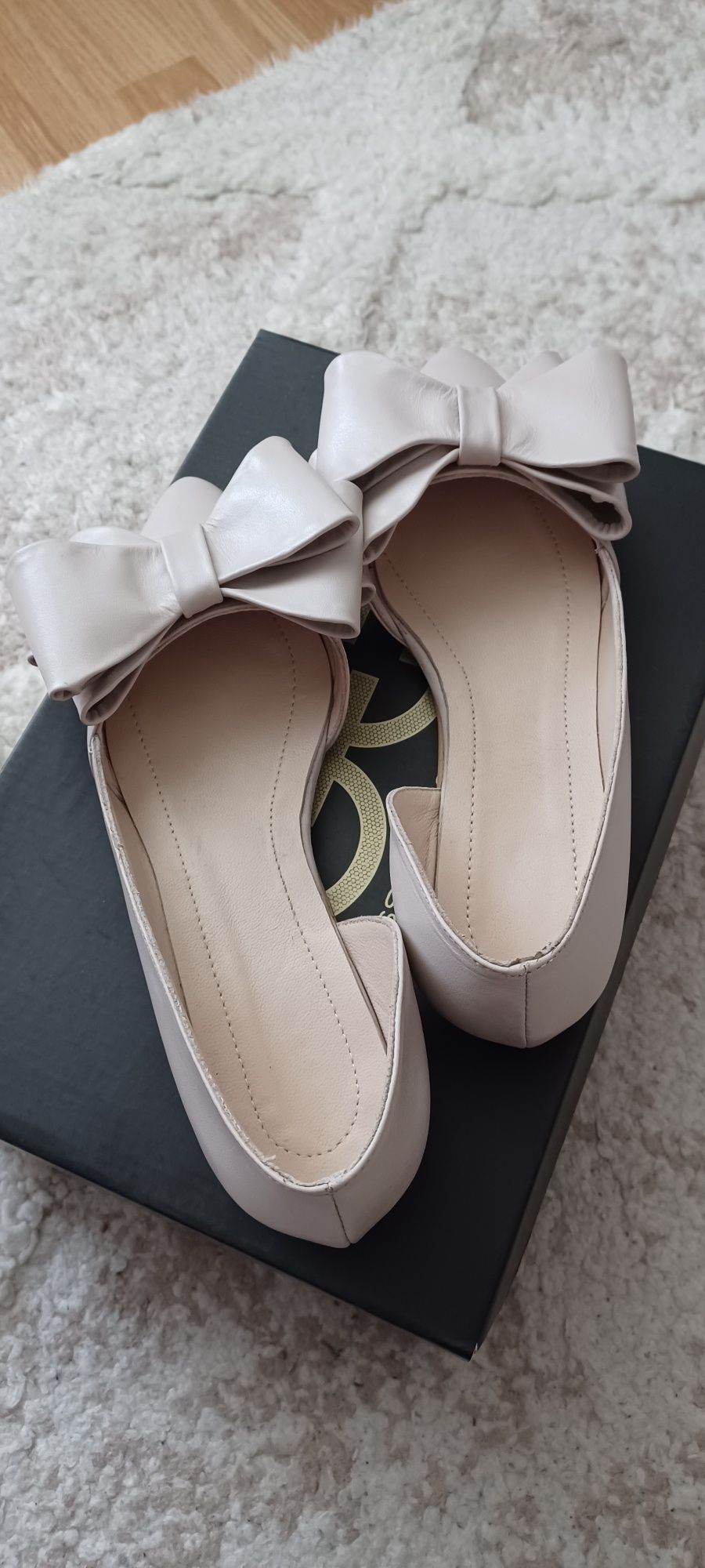 Balerini , piele , marimea 36