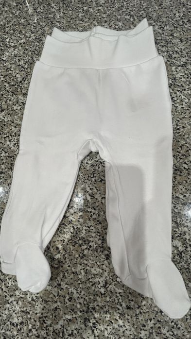 Pantaloni cu picior bebe