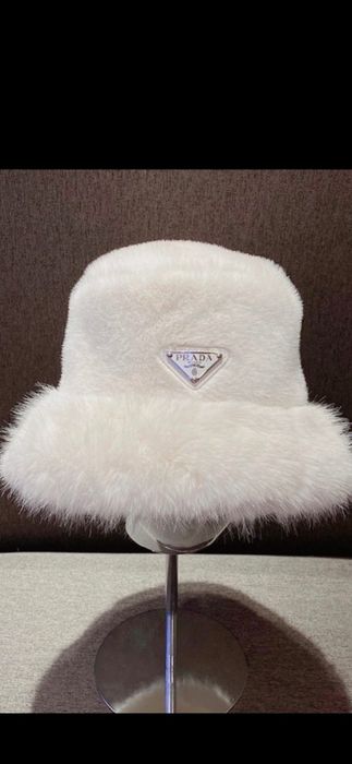 Pălărie Prada, model 2026, 4 modele