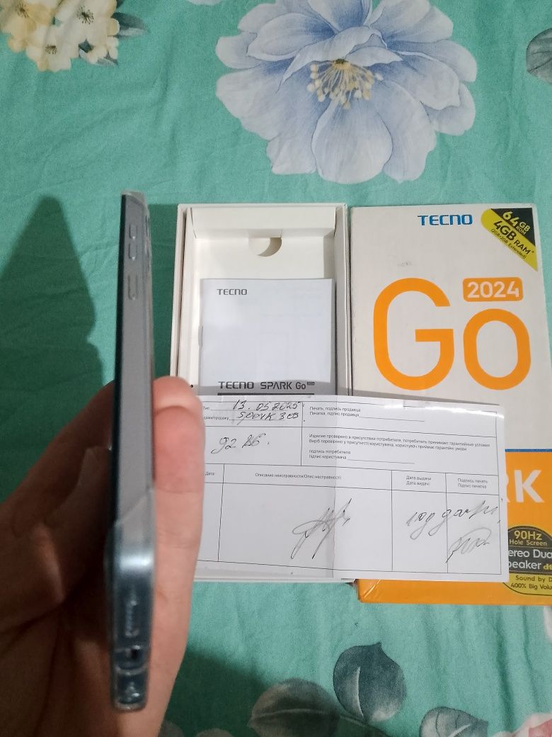 Tecno Spark sotiladi