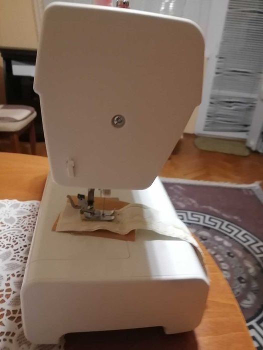 Нова Шевна машина