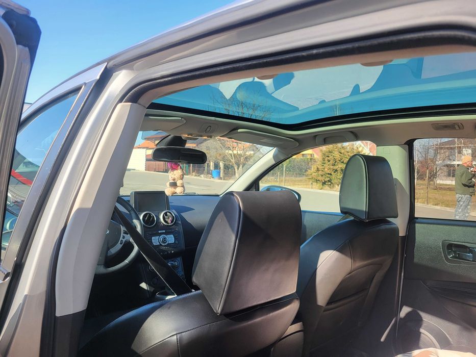 Nissan Qashqai ...