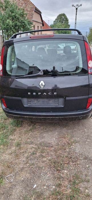 Dezmembrez Renault espase 2,2 dizel zabrani județul Arad