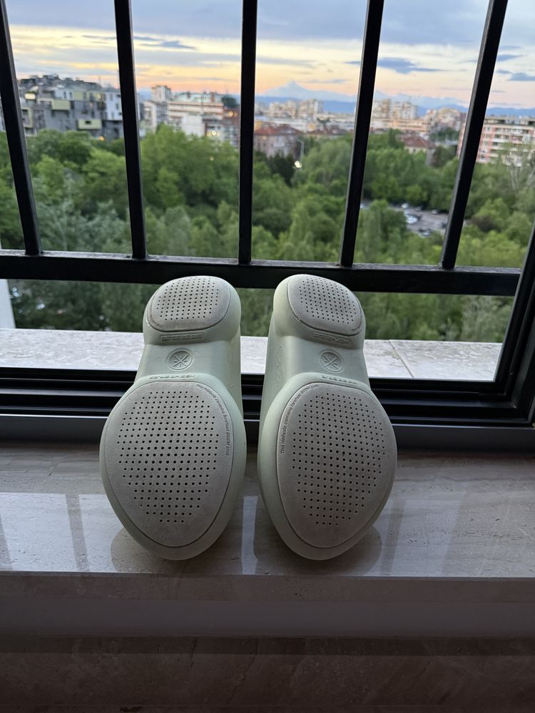 Wade Slide "Avocado"