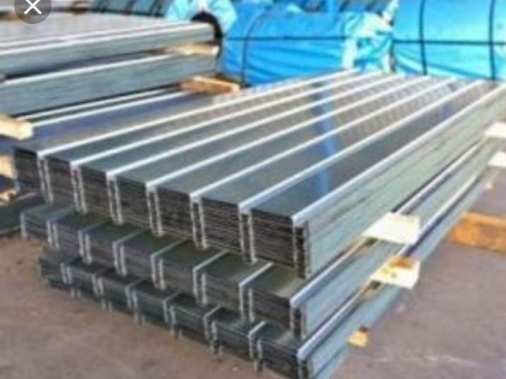 Tabla cutata colorata și zincata o gama larga de produse de CALITATE