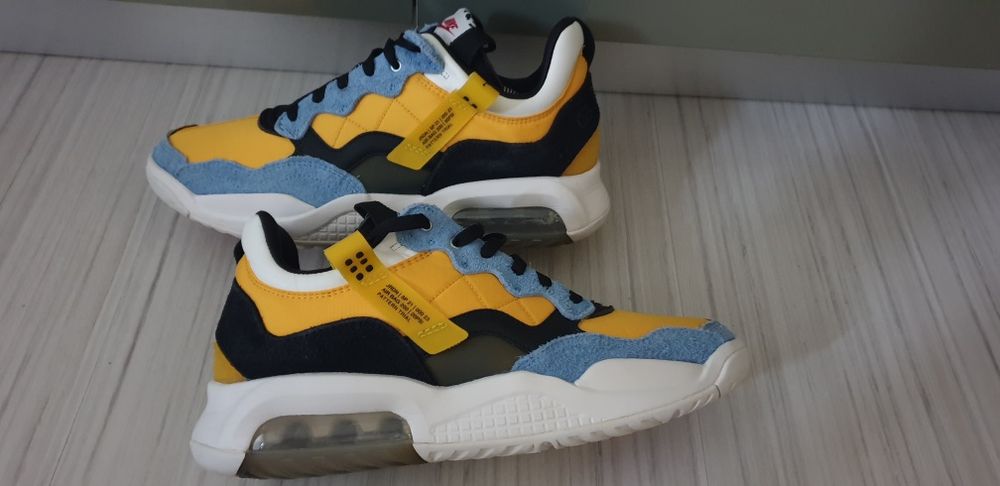 Jordan University Gold / 45/29см. ОРИГИНАЛ! Мъжки Маратонки!