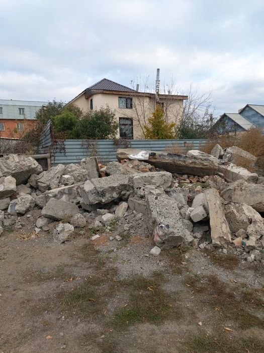 Стройтельный мусор отдам даром